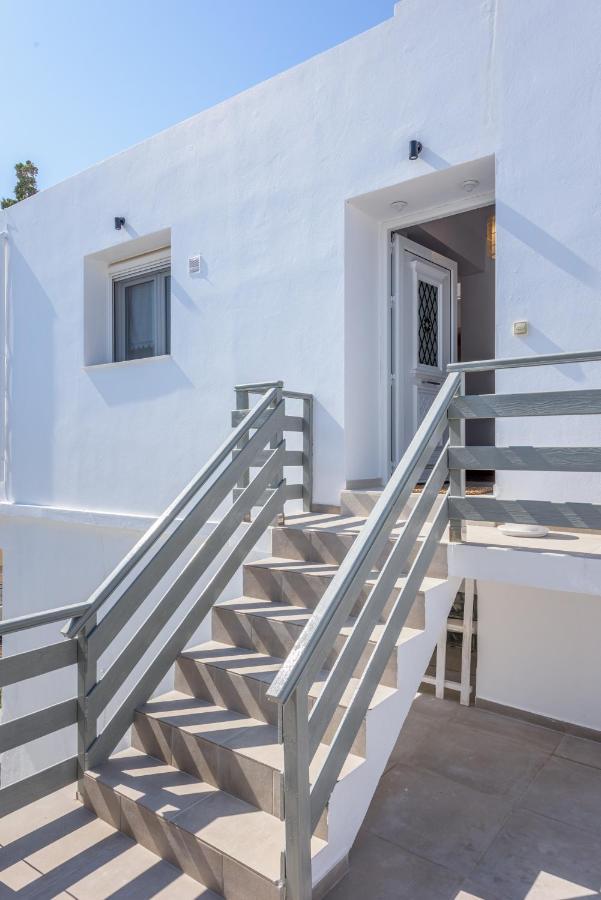 Villa Ellania Milos Адамас Экстерьер фото